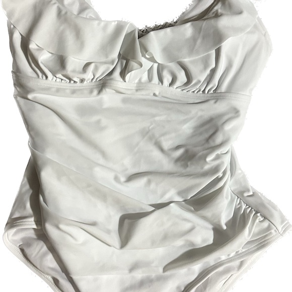 ONE PIECE RUFFLE PLUNGE - Picture 7 of 7